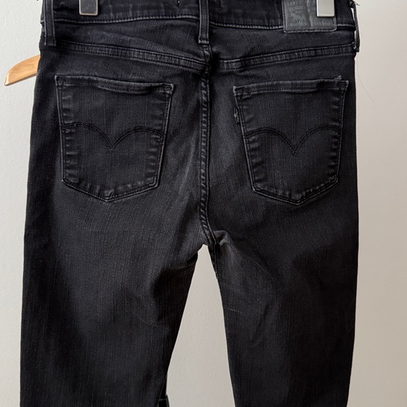 Levis 720 High Rise Super Skinny black jeans -Size 30 - Picture 3 of 3